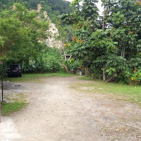 Canyon Jungle Stay Bukittinggi Exteriér fotografie