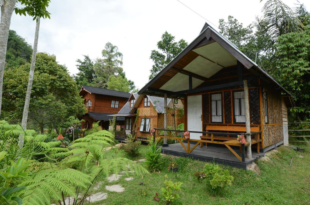 Canyon Jungle Stay Bukittinggi Exteriér fotografie