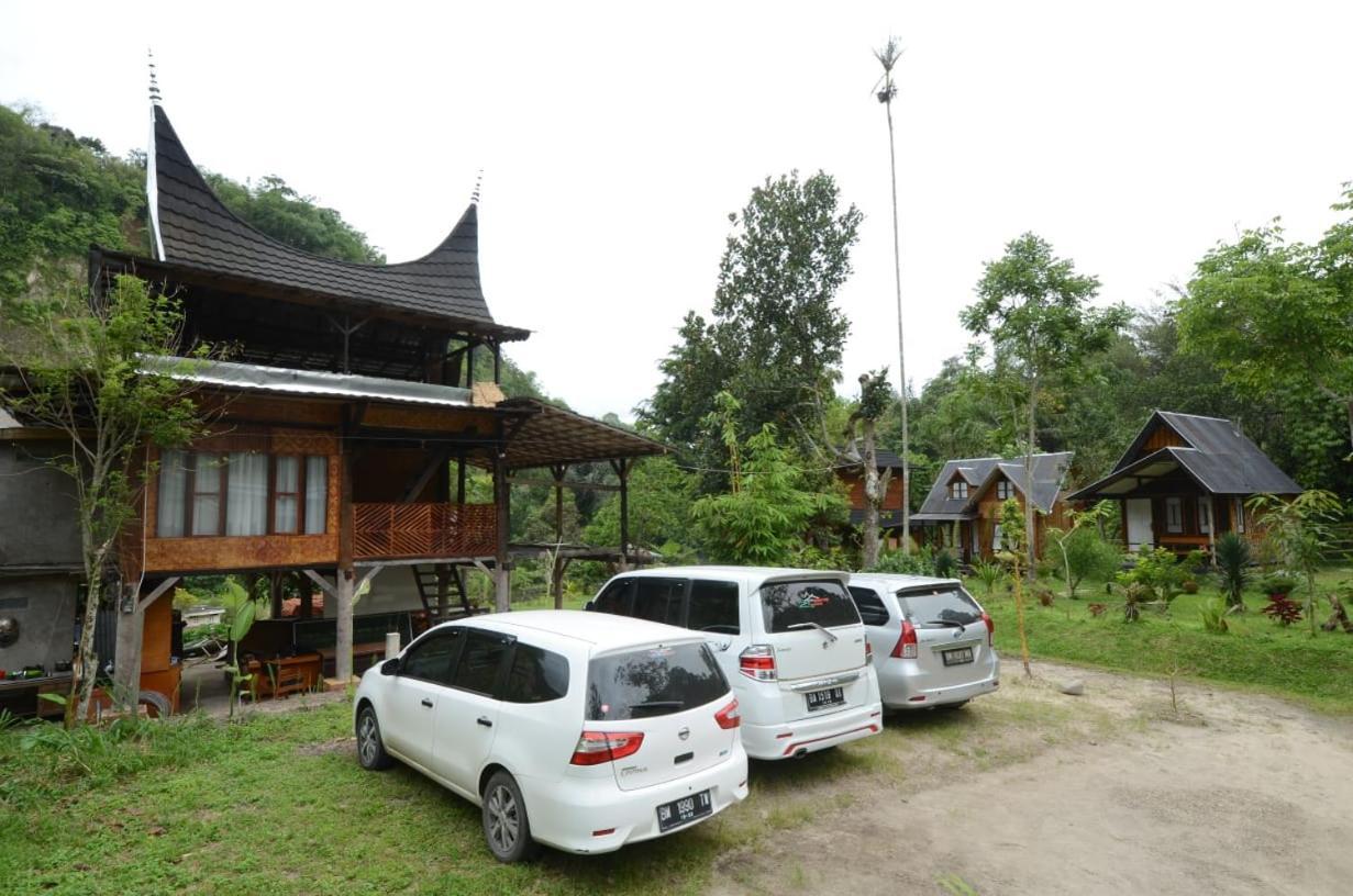 Canyon Jungle Stay Bukittinggi Exteriér fotografie