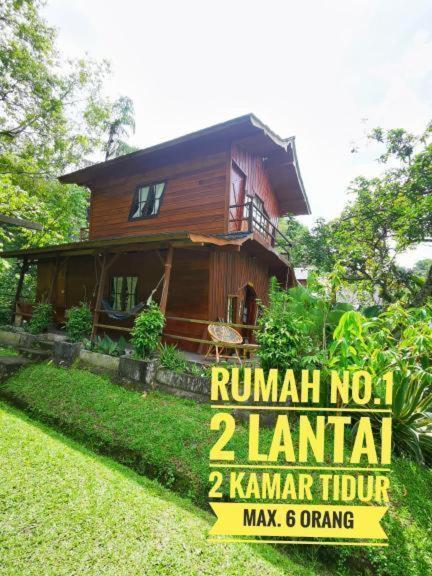 Canyon Jungle Stay Bukittinggi Pokoj fotografie
