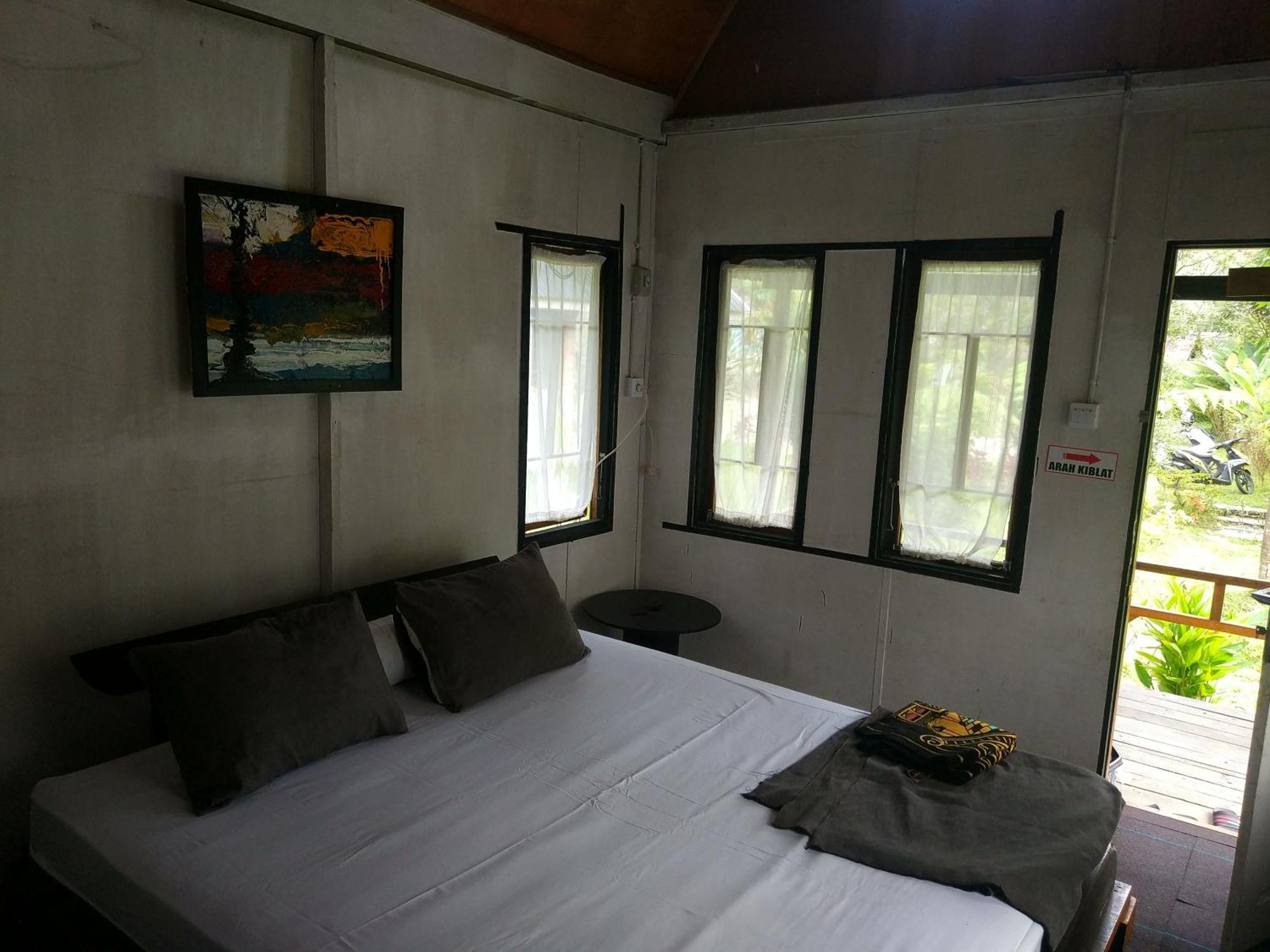 Canyon Jungle Stay Bukittinggi Pokoj fotografie
